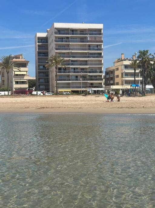 Cunit, Front Line With Sea View Διαμέρισμα Εξωτερικό φωτογραφία